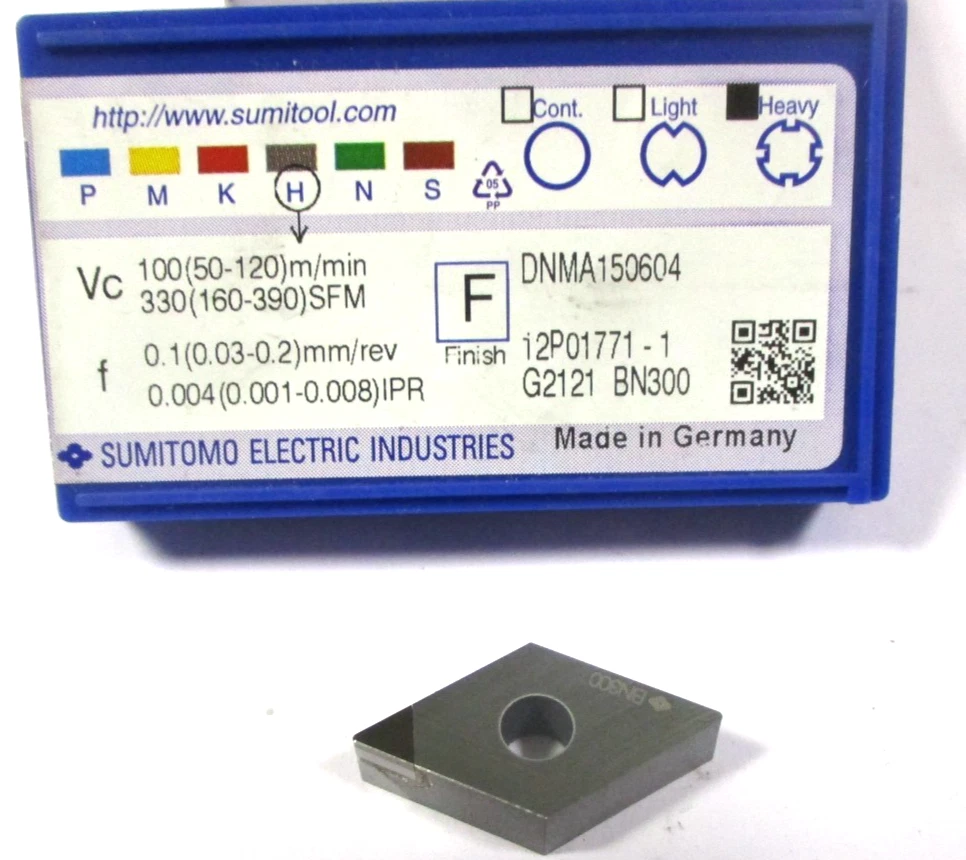 1x SUMITOMO CBN Wendeplatten zum Drehen DNMA 150604 BN300 Neu H61063