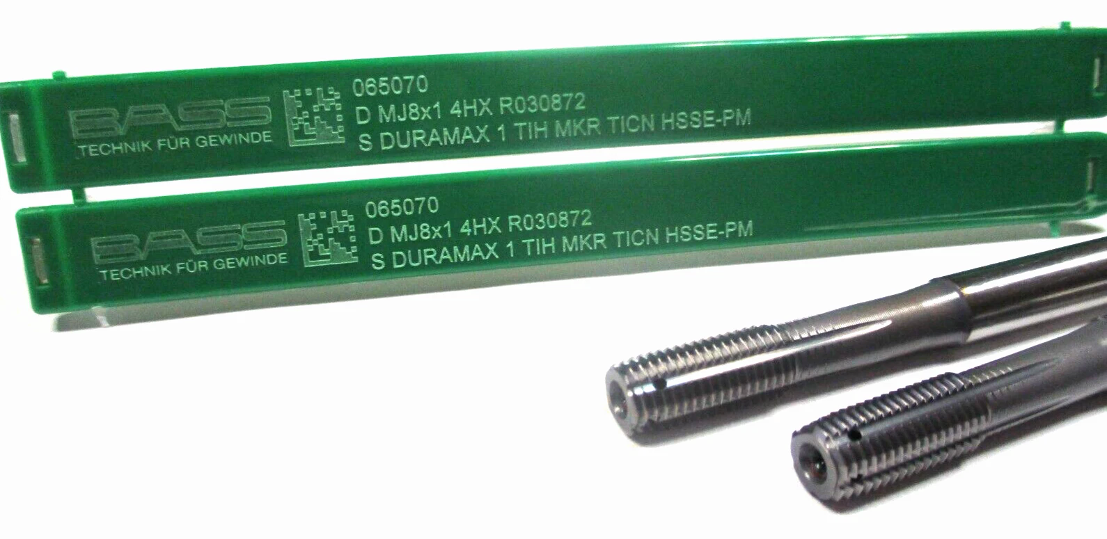 2x BASS Gewindeformer HSSE-PM lang D MJ8x1 4HX SDuramax 1 TIH MKR TICN Neu D1206