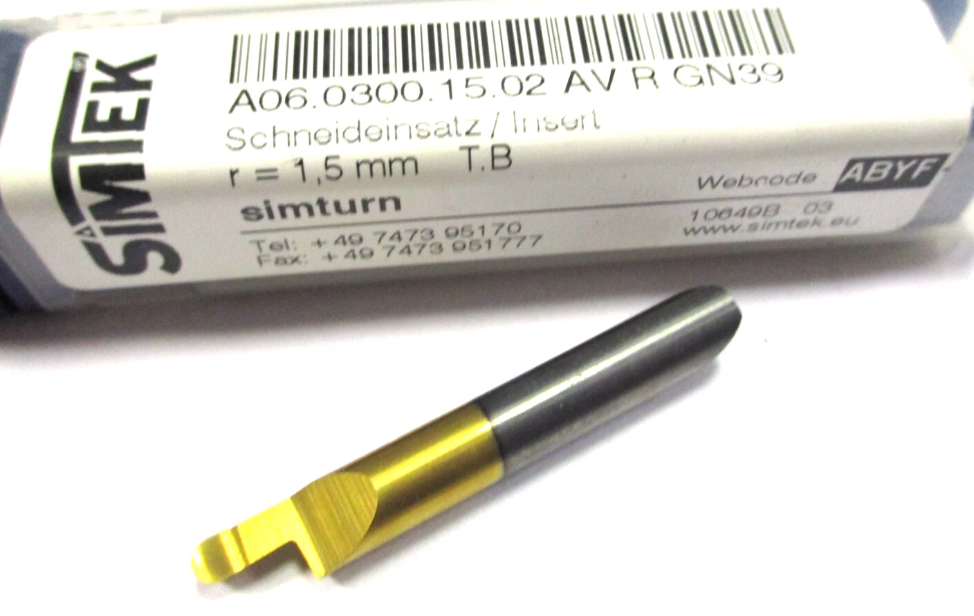 SIMTEK VHM Mini Bohrstange A06.0300.15.02 AV R GN39 r=1,5 Schneideinsatz D5359