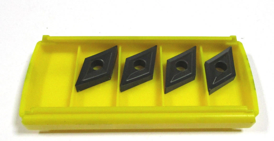 4 KENNAMETAL Wendeplatten zum Drehen DNMP 150404 KC935 Neu H18149